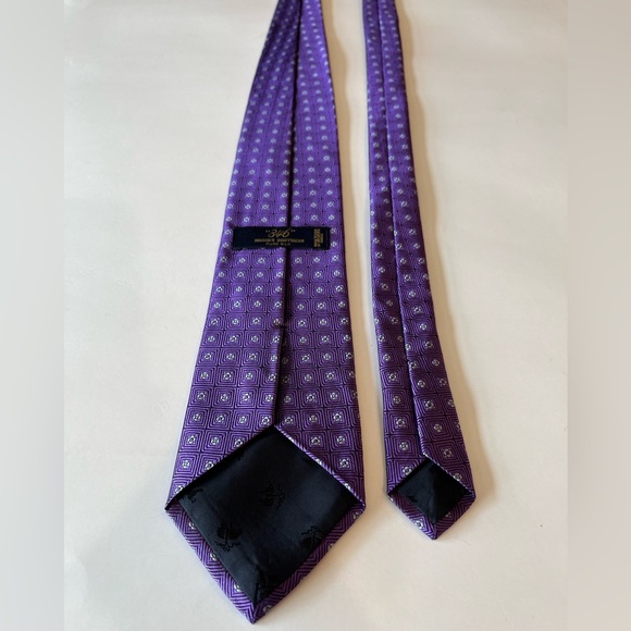 NWOT BROOKS BROTHERS “346” Pure Silk Mens Necktie Purple Abstract. - Picture 6 of 8